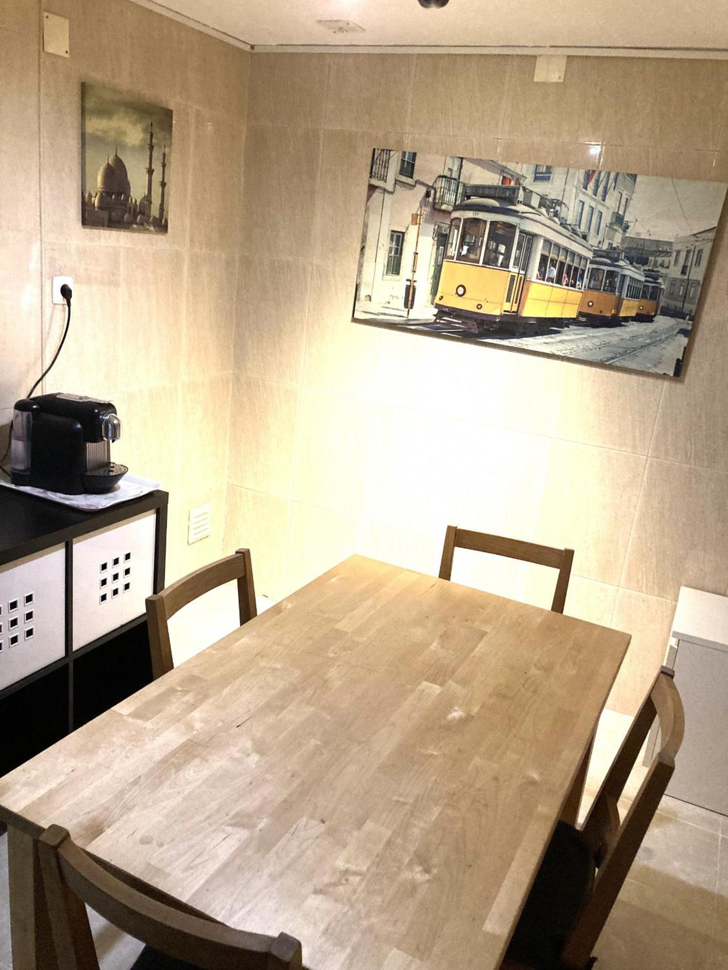 Lisbon T2 Apartment In Typical Villa In Sapadores Lisboa Exterior foto